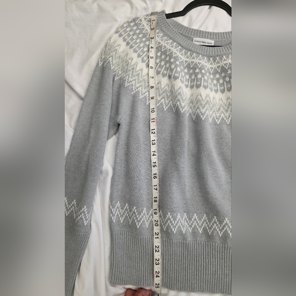 Calvin Klein Fair Isle Knit Sweater No Size Tag MEASURES A MEDIUM EUC - Picture 8 of 8